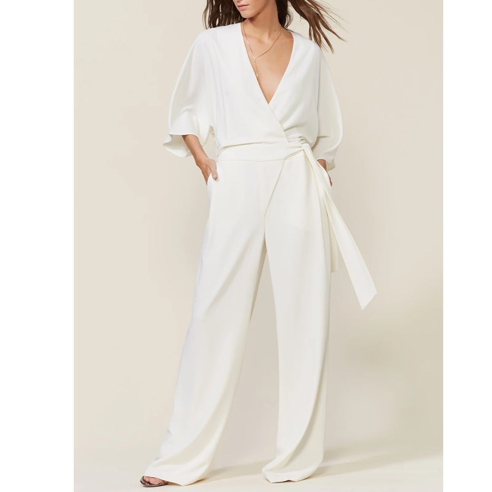 Halton Kimono Wrap Jumpsuit Size 8 Women Quiet Luxury Pockets V Neck In Chalk
